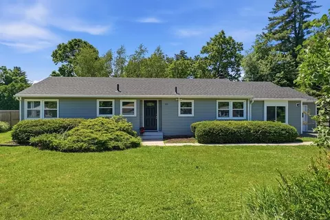 Exterior - 83 Druid Hill Rd, Springfield, MA 01129 photo 4 of 7