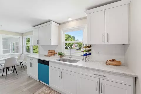 Kitchen - 83 Druid Hill Rd, Springfield, MA 01129 photo 1 of 2