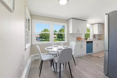 Dining - 83 Druid Hill Rd, Springfield, MA 01129 photo 1 of 2