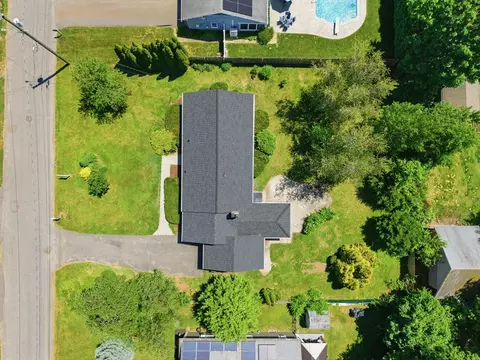 View/Area - 83 Druid Hill Rd, Springfield, MA 01129 photo 5 of 9