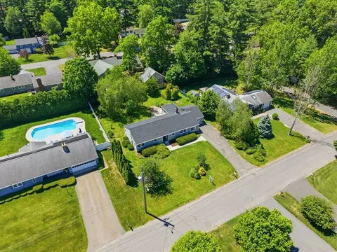 View/Area - 83 Druid Hill Rd, Springfield, MA 01129 photo 8 of 9