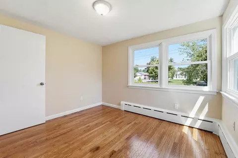 Bedroom - 83 Druid Hill Rd, Springfield, MA 01129 photo 6 of 6