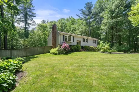 170 Hudson Rd, Stow, MA 01775