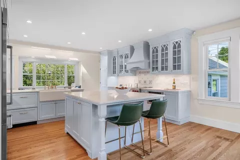 16 Coolidge Rd, Marblehead, MA 01945 photo 13