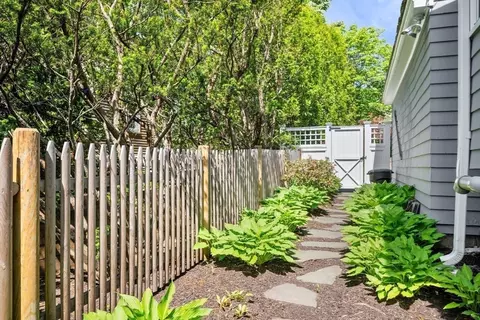16 Coolidge Rd, Marblehead, MA 01945 photo 35