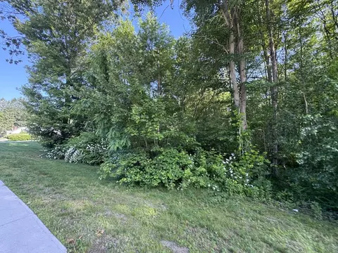 36 Lake Pkwy, Webster, MA 01570 photo 7
