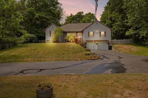 115 Springhill Ave, Bridgewater, MA 02324