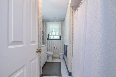 Entry Way - 908 Burts Pit Rd, Northampton, MA 01062 photo 2 of 2