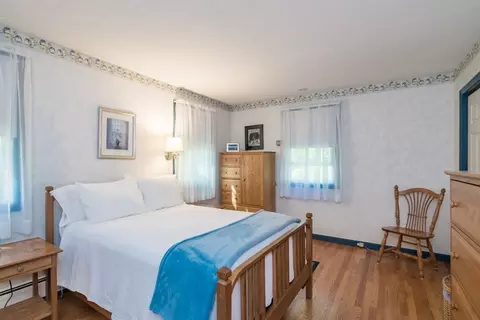 Bedroom - 908 Burts Pit Rd, Northampton, MA 01062 photo 1 of 6