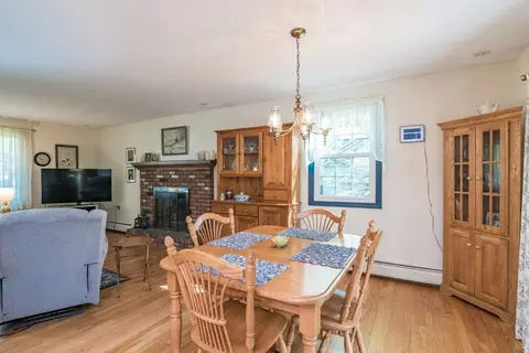 Dining - 908 Burts Pit Rd, Northampton, MA 01062 photo 1 of 3