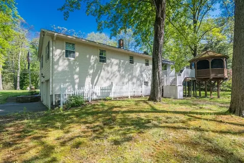 Exterior - 908 Burts Pit Rd, Northampton, MA 01062 photo 7 of 13