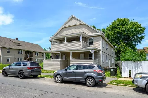 128-130 Kensington Ave, Springfield, MA 01108
