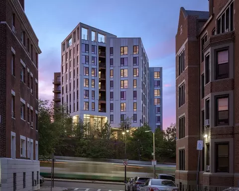 1515 Commonwealth Ave #609, Boston, MA 02135