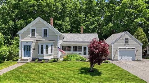 55 Broadway St, Westford, MA 01886