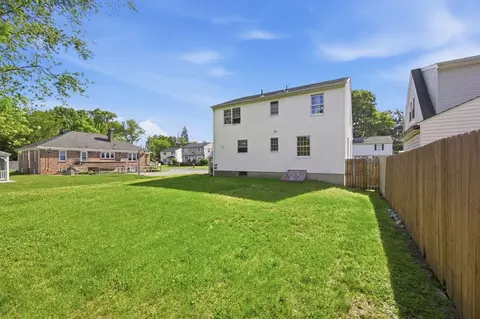 Exterior - 164 Arnold Ave, Springfield, MA 01119 photo 7 of 7
