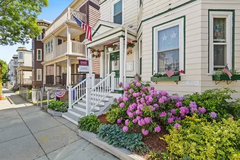 9 Romsey St #3, Dorchester, MA 02125