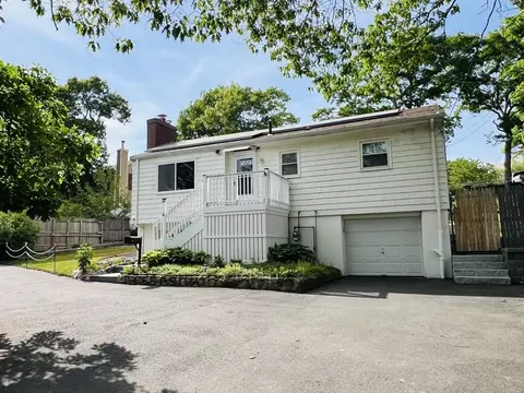 16 Ridge Ave, Lynn, MA 01905
