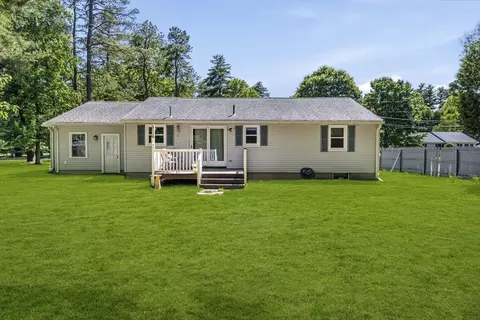 83 Strong St, Easthampton, MA 01027 photo 8