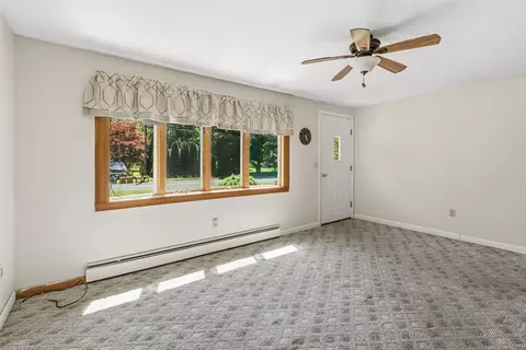 83 Strong St, Easthampton, MA 01027 photo 17