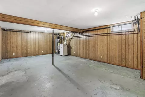 83 Strong St, Easthampton, MA 01027 photo 31