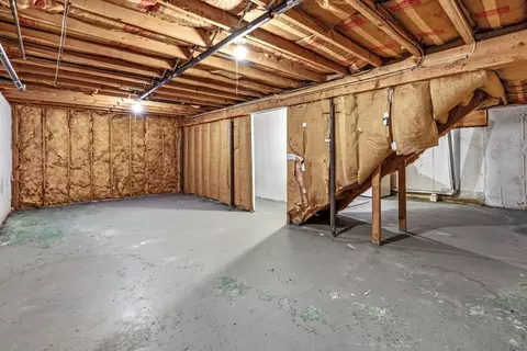83 Strong St, Easthampton, MA 01027 photo 30