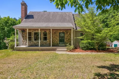 27 Davis St, Rutland, MA 01543