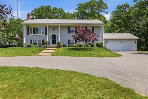 5 Dix Rd, Ipswich, MA 01938