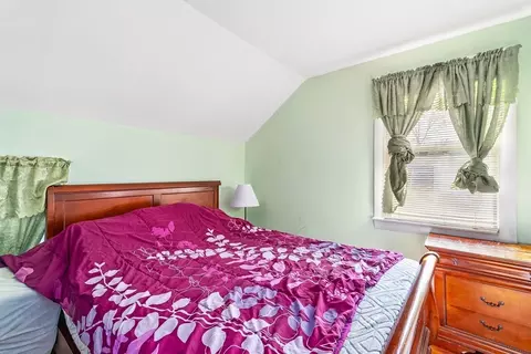 Bedroom - 232 Mt Pleasant, Fall River, MA 02720 photo 3 of 4