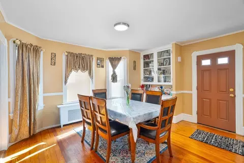 Dining - 232 Mt Pleasant, Fall River, MA 02720 photo 1 of 2