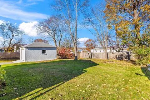 Exterior - 232 Mt Pleasant, Fall River, MA 02720 photo 6 of 8