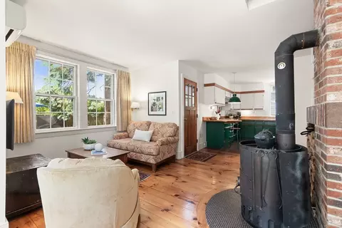 Living - 34 Pearl St, Marblehead, MA 01945 photo 2 of 6