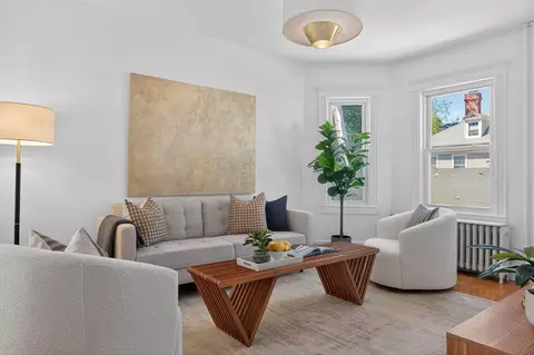 83 Glen Rd #2, Boston, MA 02130