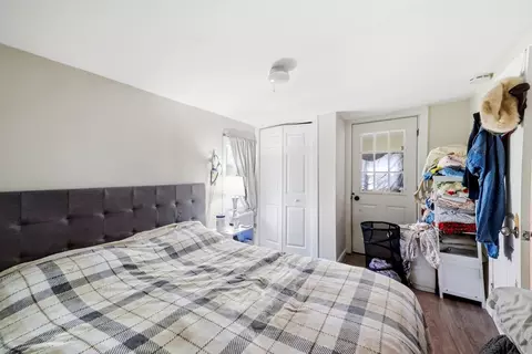 Bedroom - 30 Mazarin St, Springfield, MA 01151 photo 2 of 4