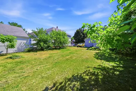 Exterior - 30 Mazarin St, Springfield, MA 01151 photo 4 of 4