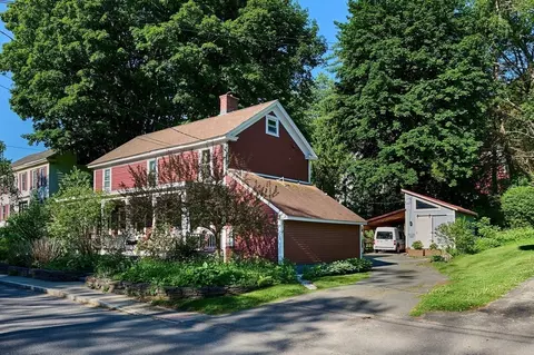 34 Sears St, Shelburne Falls, MA 01370