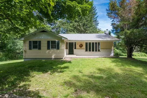 9 Long Hill Rd, Leverett, MA 01054 photo 2