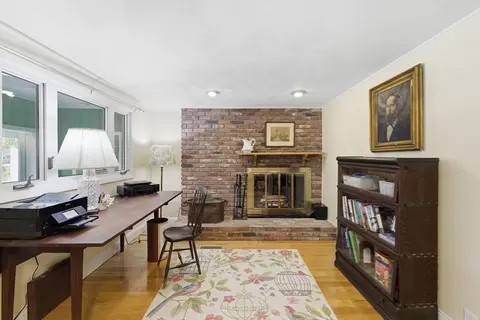 110 Parkerview St, Springfield, MA 01129 photo 18