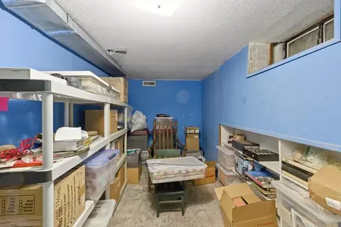 110 Parkerview St, Springfield, MA 01129 photo 23