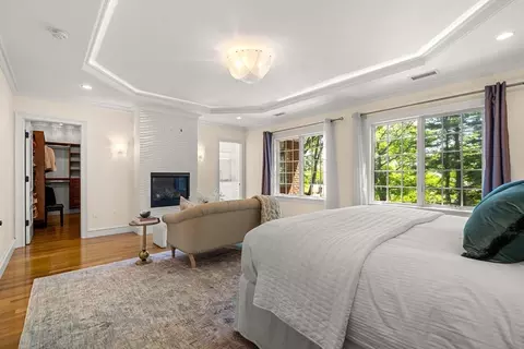 Bedroom - 129 Rangeley Rd, Chestnut Hill, MA 02467 photo 1 of 5