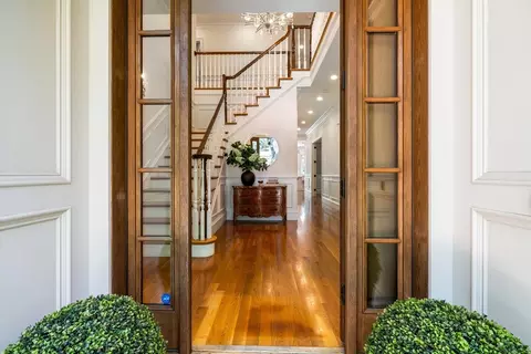 Entry Way - 129 Rangeley Rd, Chestnut Hill, MA 02467 photo 1 of 3