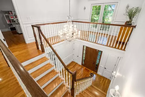 Entry Way - 129 Rangeley Rd, Chestnut Hill, MA 02467 photo 3 of 3