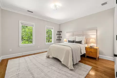 Bedroom - 129 Rangeley Rd, Chestnut Hill, MA 02467 photo 5 of 5