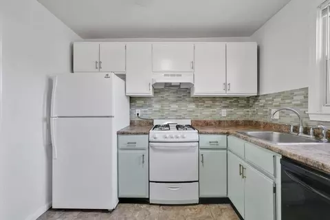 524 Cold Spring Ave #2A, West Springfield, MA 01089 photo 6