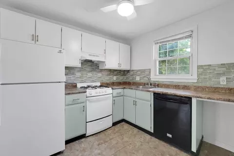 524 Cold Spring Ave #2A, West Springfield, MA 01089 photo 5