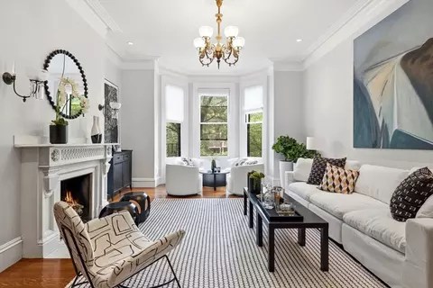 321 Beacon St, Boston, MA 02116