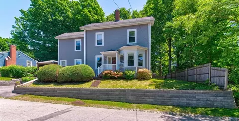 34 Spring Hill Rd, Hyde Park, MA 02136