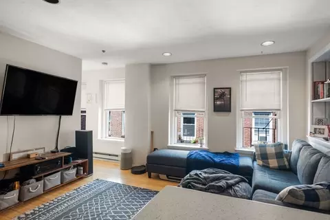 38 Charter St # A, Boston, MA 02113