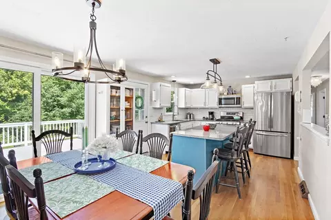 Kitchen - 3 Thomas Dr, Franklin, MA 02038 photo 7 of 7