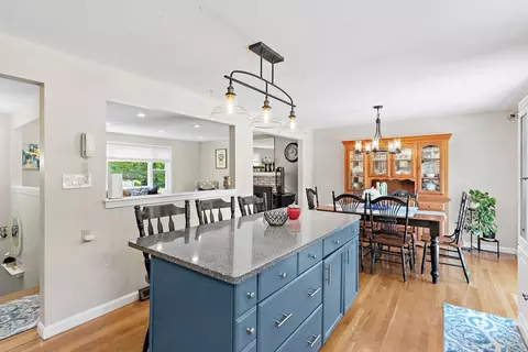 Kitchen - 3 Thomas Dr, Franklin, MA 02038 photo 6 of 7