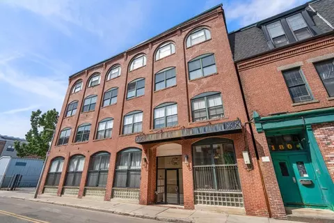 172-178 Green St #2, Jamaica Plain, MA 02130